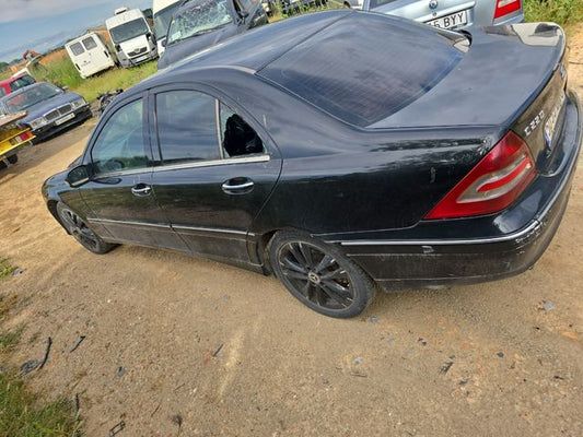 Mercedes Benz C220 CDI 2005 despiece